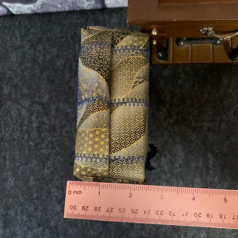 Handmade Quilted Cosmetic Bag - Picture 7 of 8